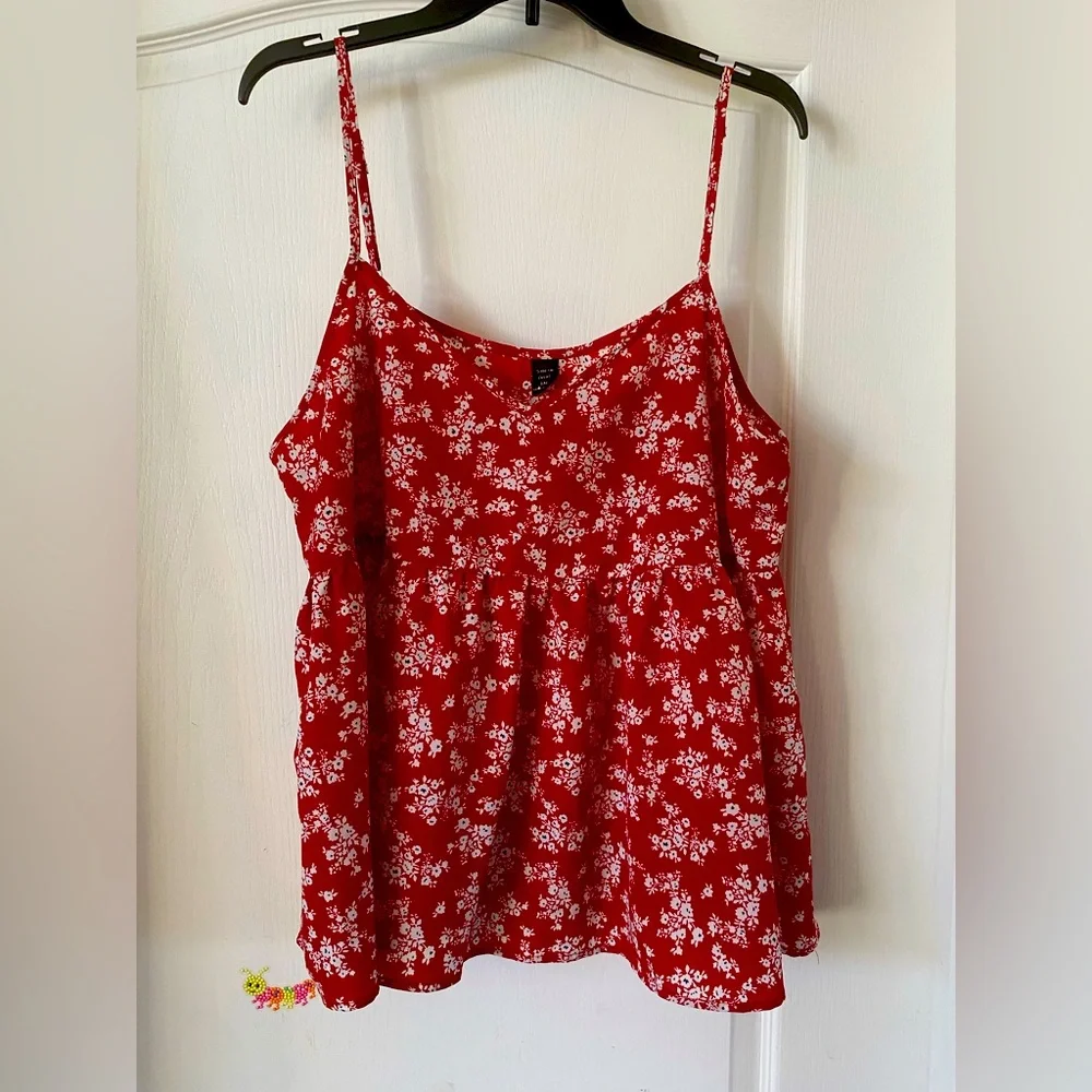 SHEIN Red and White Camisole with Spaghetti Straps - Picture 1 of 3